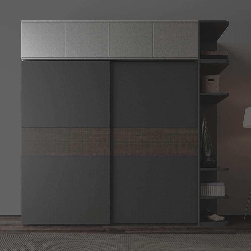 Vincent Wardrobe